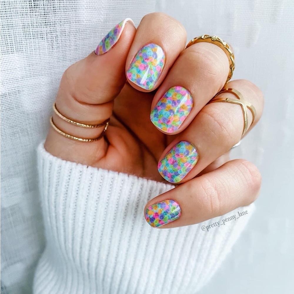 NIB Red Aspen Eatel’s Easel Nail